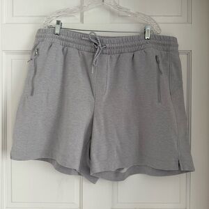 Old Navy Active Dynamic Fleece Shorts